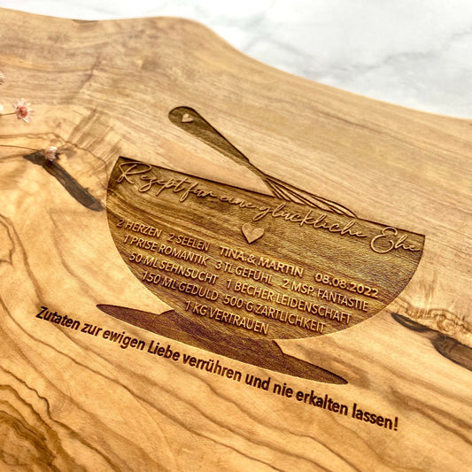 Personalisiertes Schneidebrett aus Olivenholz - Rezept der Liebe