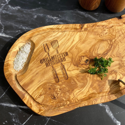 Personalisiertes Schneidebrett aus Olivenholz - Grillbesteck