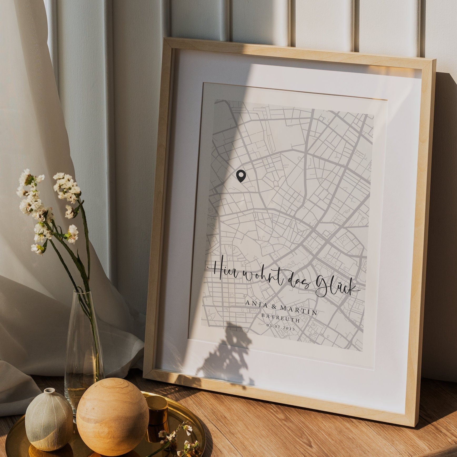 Personalisierte Map - Vollflächige Karte mit Pin - Naturbedacht kaufen