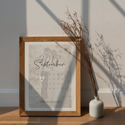 Personalisierter Kalender mit Foto im Hintergrund - Besonderer Tag - Naturbedacht kaufen